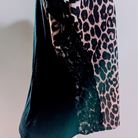 | Suzy Shier | Top | Medium - Picture 3 of 7